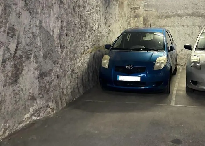 דירה Alvaro Con Parking Turismo Pequeno *